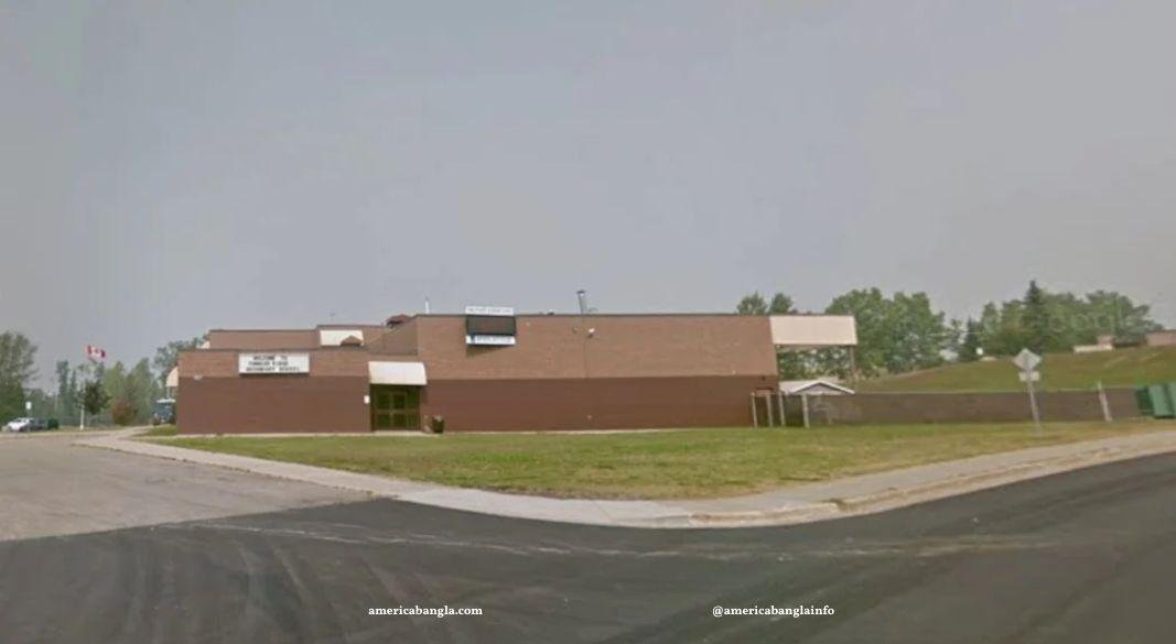 কানাডার ব্রিটিশ কলম্বিয়া প্রদেশের একটি স্কুল