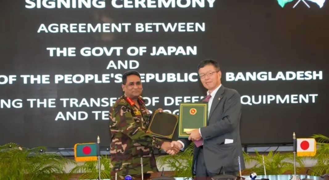 বাংলাদেশের পক্ষে সশস্ত্র বাহিনী বিভাগের প্রিন্সিপাল স্টাফ অফিসার লেফটেন্যান্ট জেনারেল এস এম কামরুল হাসান এবং জাপানের পক্ষে রাষ্ট্রদূত সাইডা শিনিচি এই চুক্তিতে স্বাক্ষর করেন