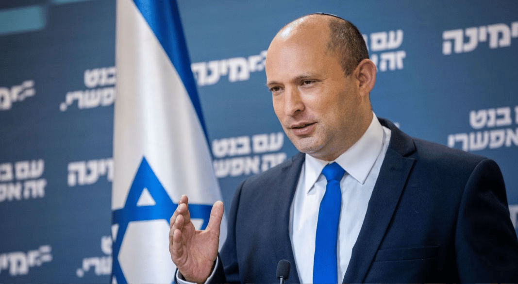 বেক ইসরায়েলি প্রধানমন্ত্রী নাফতালি বেনেট