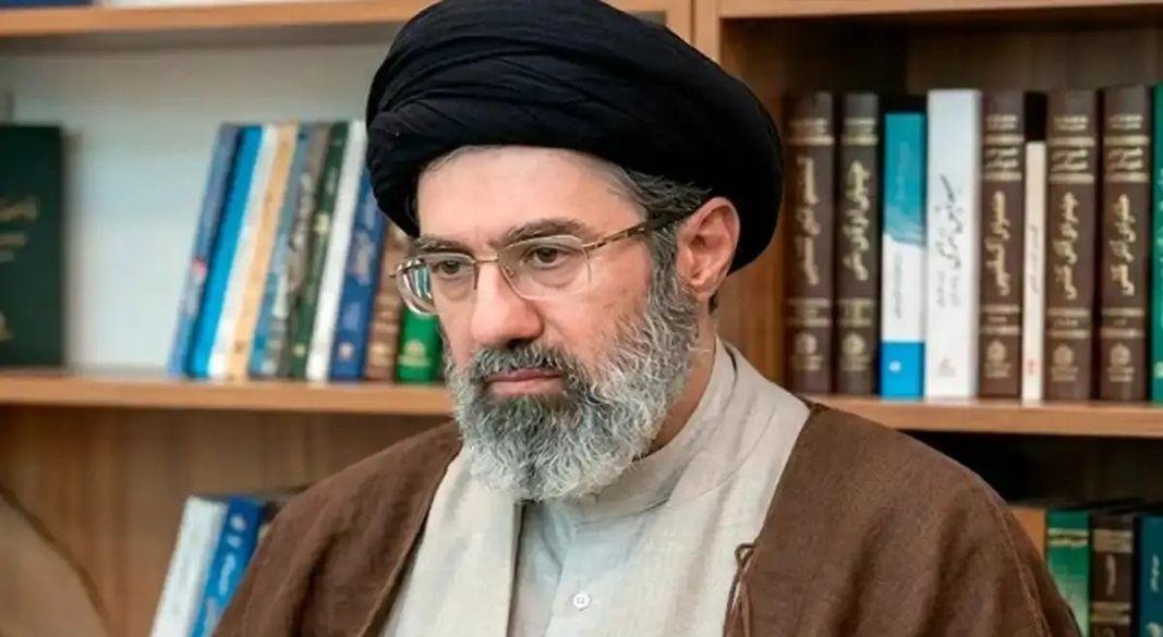 ইরানের নতুন সর্বোচ্চ নেতা মোজতবা খামেনি