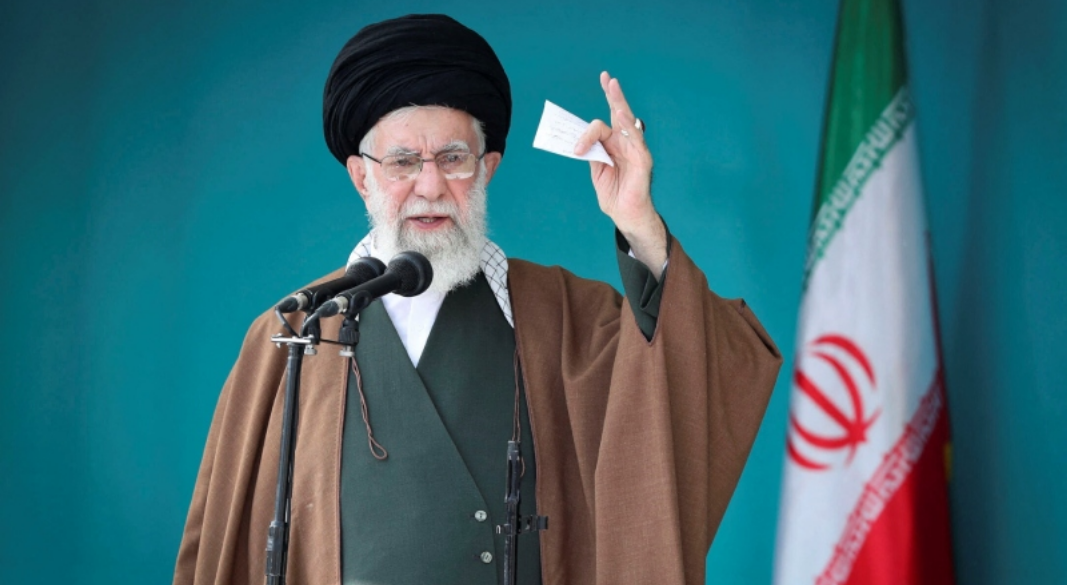 ইরানের সর্বোচ্চ নেতা আয়াতুল্লাহ আলী খামেনেয়ি