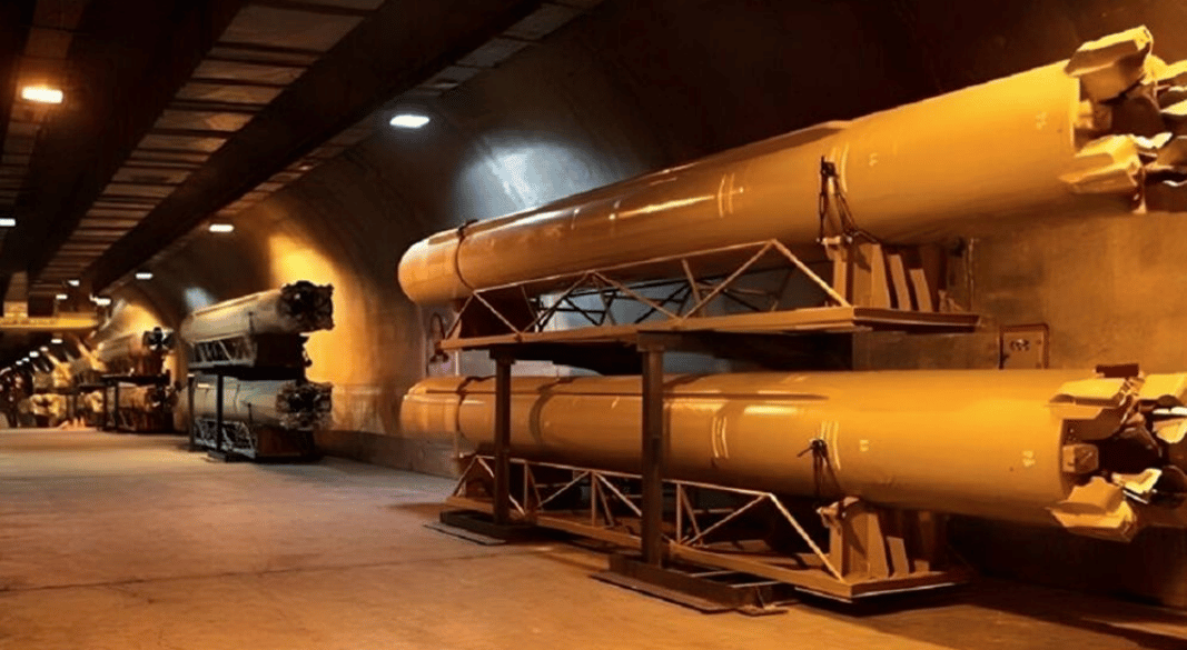 মাটির নিচে ইরানের মিসাইল ঘাঁটি