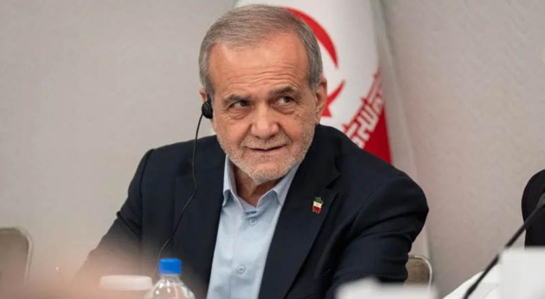 ইরানের প্রেসিডেন্ট মাসুদ পেজেশকিয়ান। ছবি: রয়টার্স