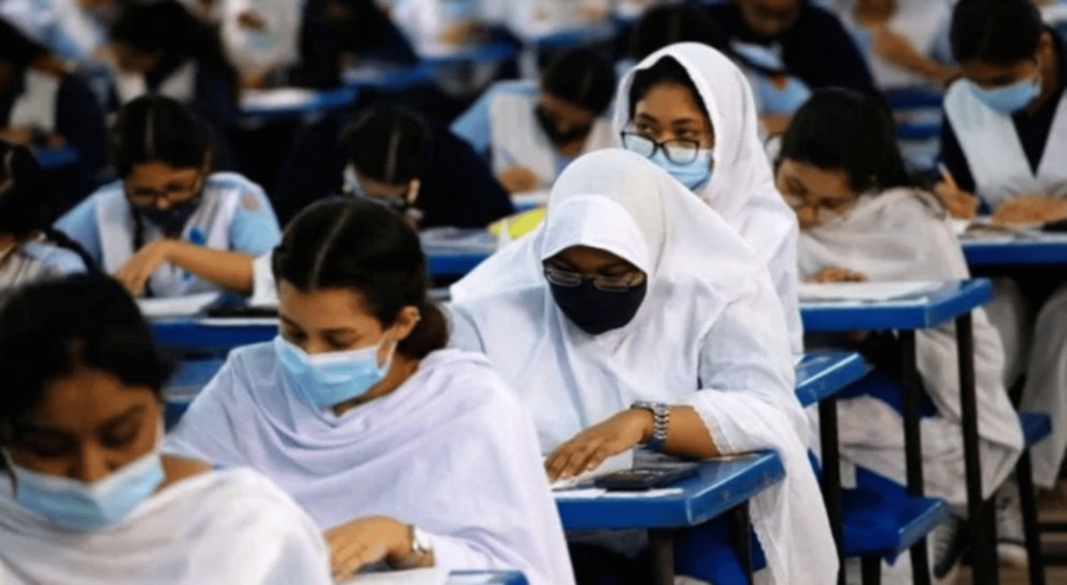 সারাদেশে শুরু হলো এসএসসি ও সমমানের পরীক্ষা