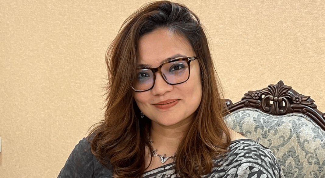 স্ক্রিনশট ফাঁস করলেন ঢাবি শিক্ষক মোনামি