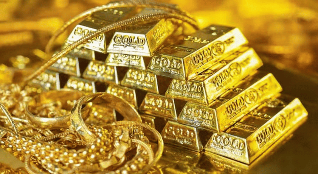 সোনার বাজারে ফের উত্তাপ: এক লাফে ভরিতে বাড়ল ৩২৬৬ টাকা