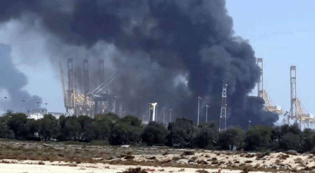 সৌদি আরবের আরামকোর তেল শোধনাগারে হামলা চালানো হয়