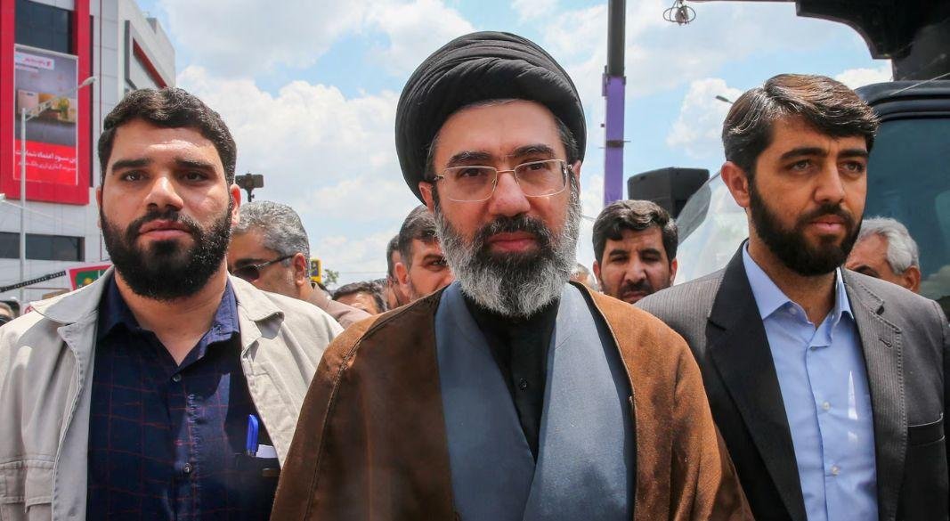 ইরানের সর্বোচ্চ নেতা মোজতবা খামেনি।