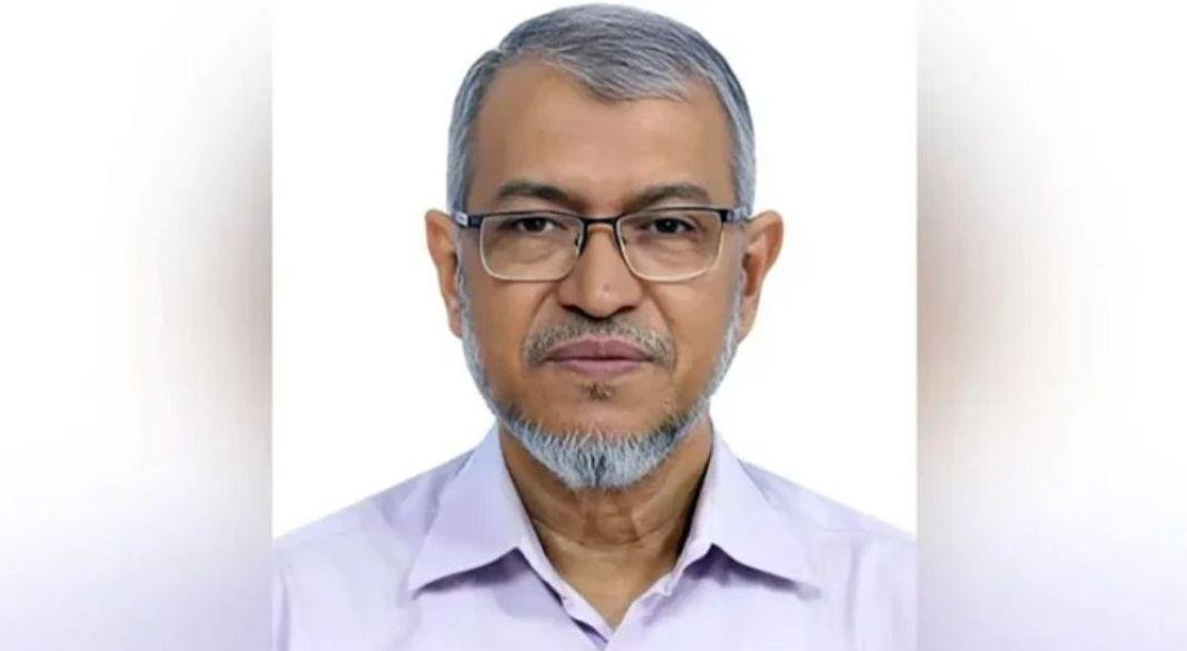 মন্ত্রিপরিষদ সচিব শেখ আব্দুর রশিদ।