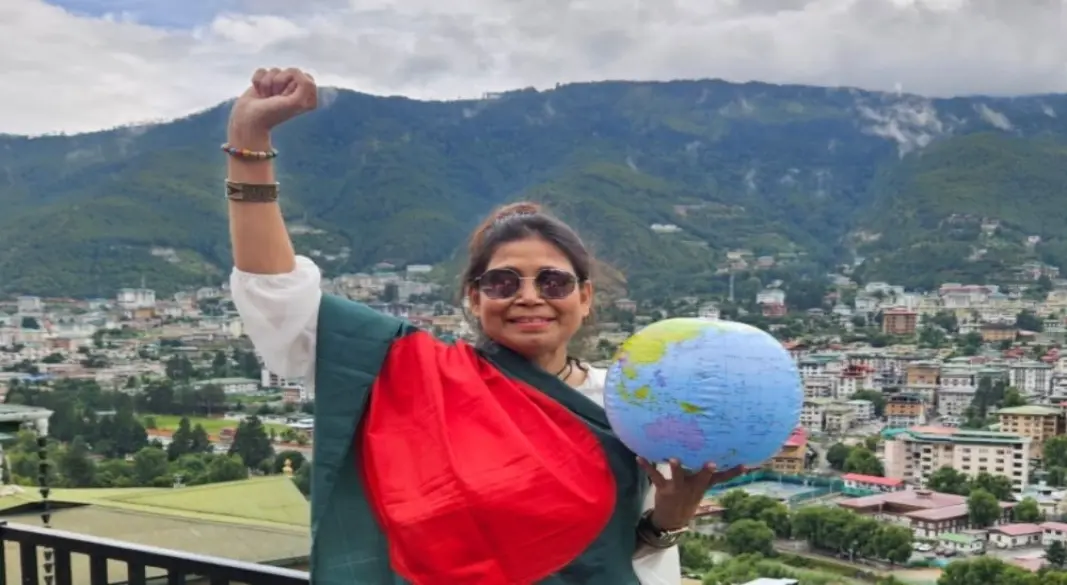 ১৮৫টি দেশে ভ্রমণের মাইলফলক অর্জন করেছেন বাংলাদেশি অভিযাত্রী নাজমুন নাহার। ছবি: সংগৃহীত