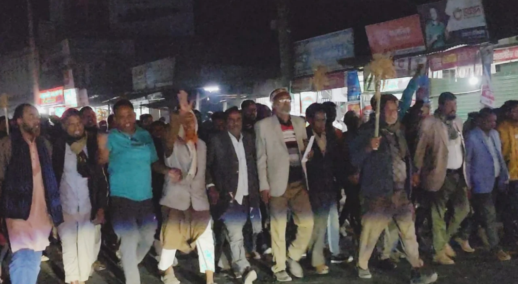 আওয়ামী লীগ মনোনীত নৌকা প্রতীকের বর্তমান ইউপি চেয়ারম্যান মো. মতিয়ার রহমান খান