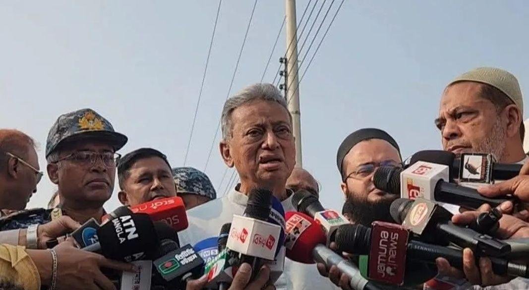 অর্থ ও পরিকল্পনামন্ত্রী আমীর খসরু মাহমুদ চৌধুরী