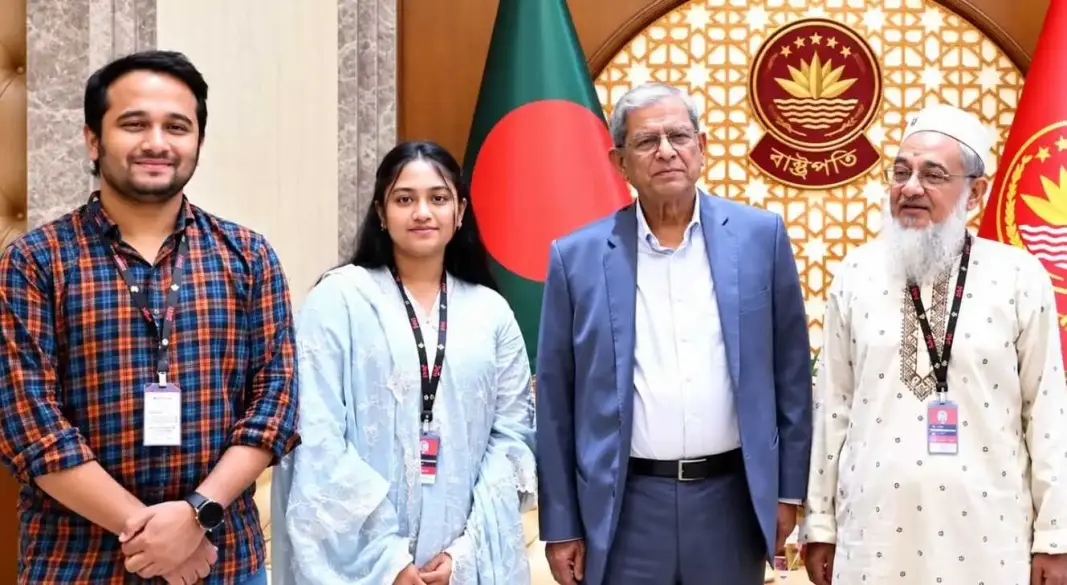 বঙ্গভবনে রাষ্ট্রপতির সঙ্গে শহিদ মুগ্ধর পরিবার