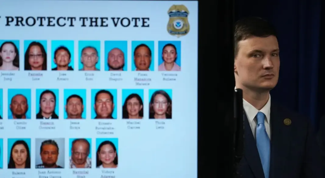 ক্যালিফোর্নিয়ায় ভোট জালিয়াতির অভিযোগে ২৮ গ্রিন কার্ডধারী বিপাকে