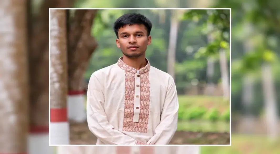 মালয়েশিয়ায় অনুষ্ঠিত আন্তর্জাতিক উদ্ভাবন ও সৃজনশীলতা প্রতিযোগিতায় জোড়া সাফল্য পেয়েছেন বাংলাদেশের তরুণ আব্দুল্লাহ আলিম। ছবি: সংগৃহীত