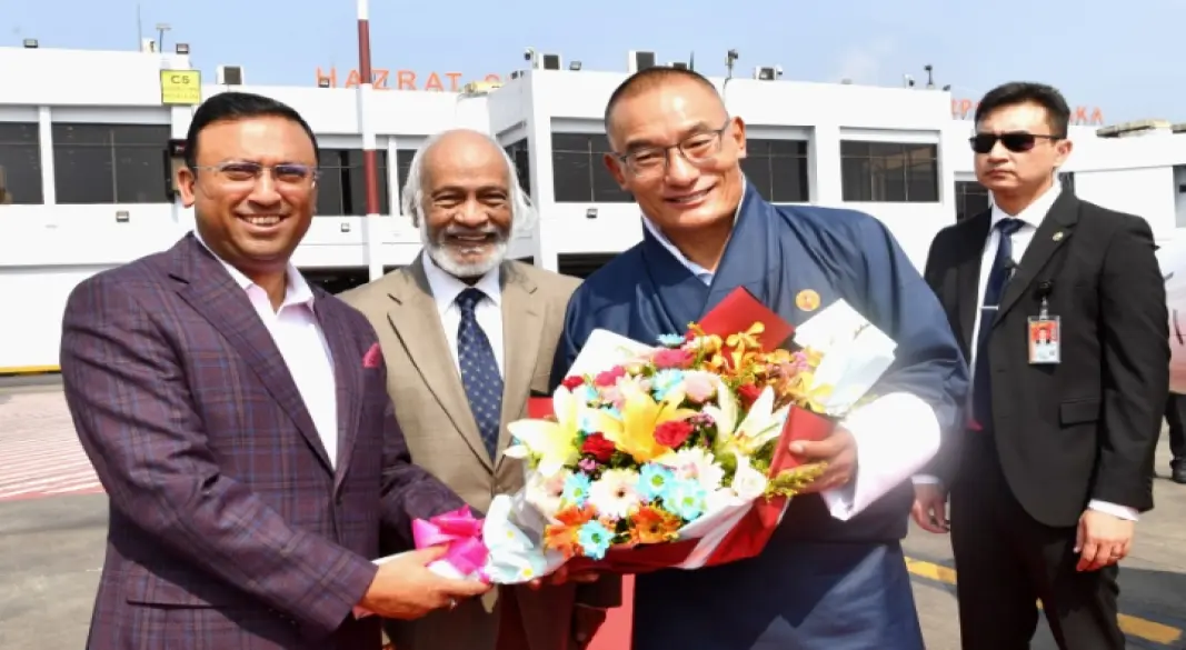 বিমানবন্দরে উষ্ণ অভ্যর্থনা ভুটানের প্রধানমন্ত্রীকে ছবি:সংগৃহীত