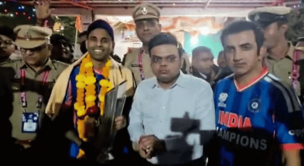 মন্দিরে সূর্যকুমার ইয়াদভ, জয় শাহ ও গৌতম গম্ভীর