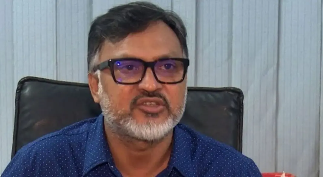 অটোরিকশার পক্ষে কথা বলা নেতারই রয়েছে ৭০০ অটোরিকশা