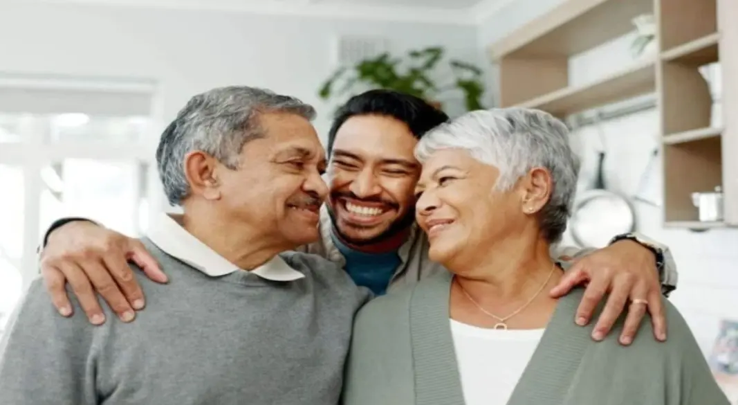 প্যারেন্টস অ্যান্ড গ্র্যান্ডপ্যারেন্টস প্রোগ্রামে নতুন আবেদন অনির্দিষ্টকালের জন্য স্থগিত করেছে কানাডা সরকার। ছবি: সংগৃহীত