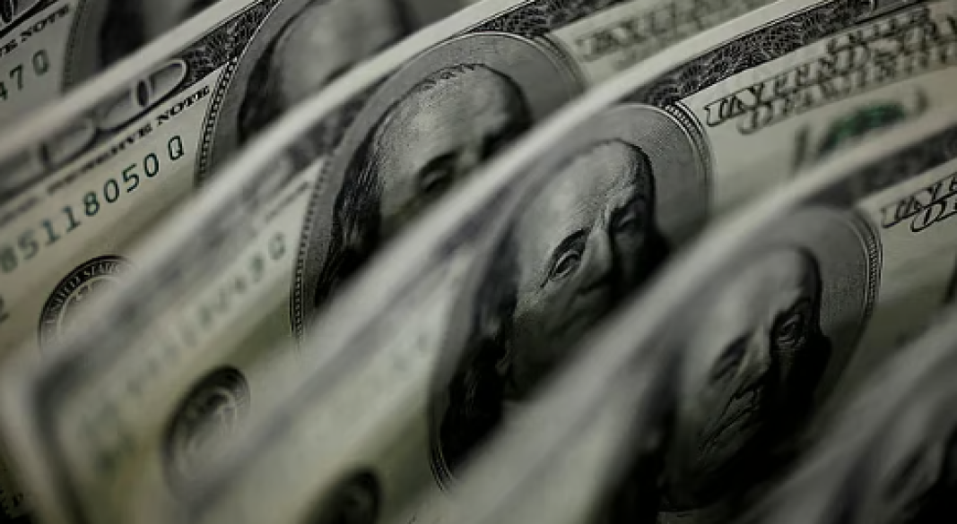 মার্কিন ডলাররয়টার্স ফাইল ছবি