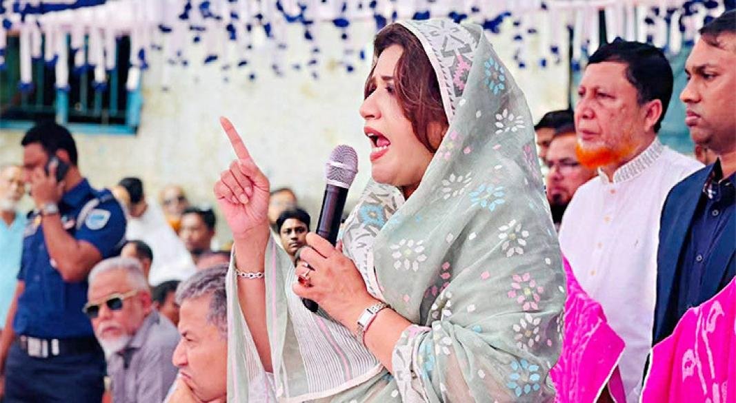 ফরিদপুরের ভাঙ্গায় খাল খনন কর্মসূচির উদ্বোধন অনুষ্ঠানে বক্তব্য রাখেন পররাষ্ট্র প্রতিমন্ত্রী শামা ওবায়েদ ইসলাম।