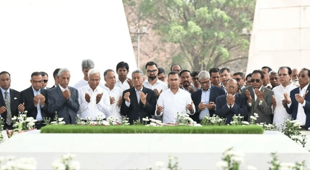 শহীদ জিয়া ও খালেদা জিয়ার মাজারে নতুন মন্ত্রিসভার শ্রদ্ধা