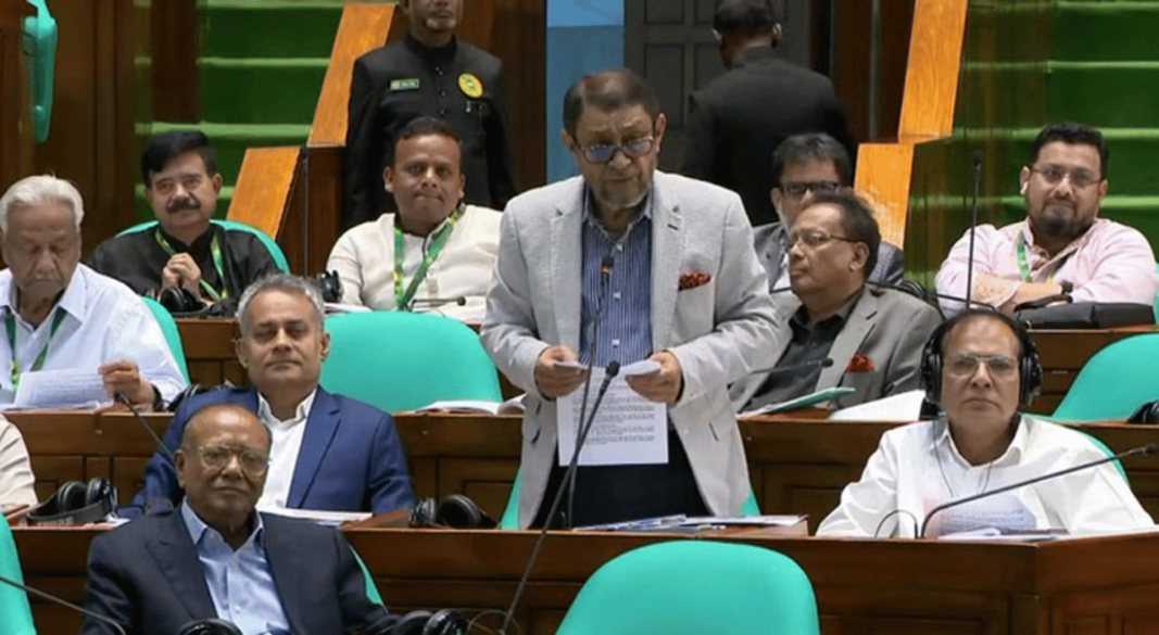 ১ লাখ স্বাস্থ্যকর্মী নিয়োগের পরিকল্পনা করছে সরকার