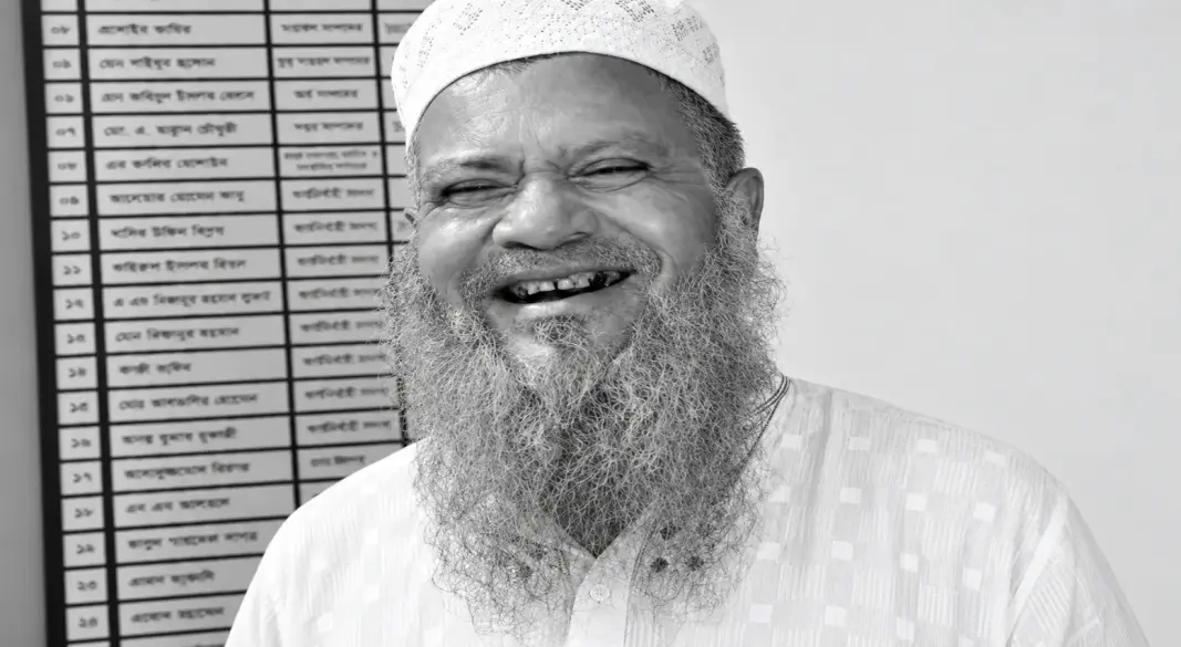 অপূর্ণ রয়ে গেল ৪০০ কবর খোঁড়ার স্বপ্ন