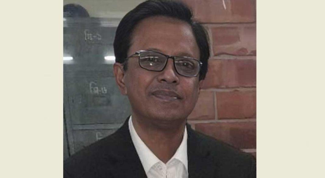 অবসরপ্রাপ্ত যুগ্ম-সচিব সরওয়ার আলম।