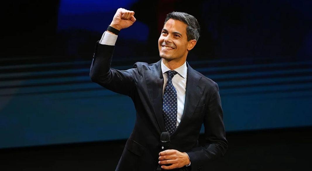 নেদারল্যান্ডসের প্রধানমন্ত্রী রব ইয়েটেন।