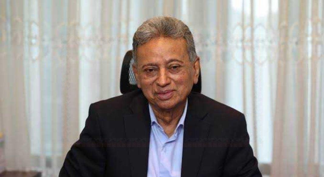 অর্থমন্ত্রী আমীর খসরু মাহমুদ চৌধুরী