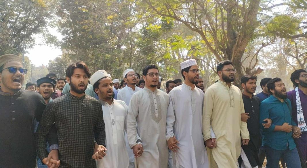 রাকসুর বিক্ষোভ