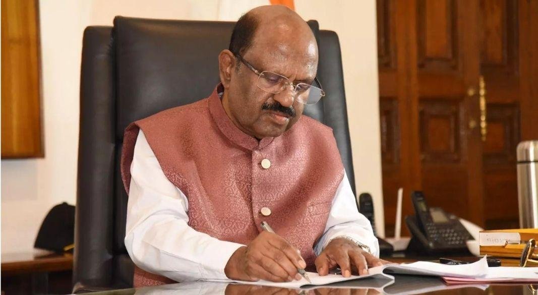 পশ্চিমবঙ্গের রাজ্যপাল সিভি আনন্দ বোস।