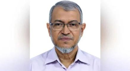 মন্ত্রিপরিষদ সচিব শেখ আব্দুর রশিদ।