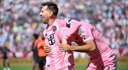 কলোরাডো র‍্যাপিডসের বিপক্ষে মেসির জোড়া গোলে রোমাঞ্চকর জয় তুলে নিয়েছে ইন্টার মায়ামি