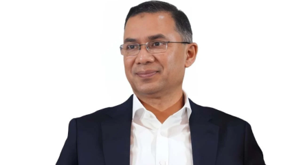 দেশের ১১তম প্রধানমন্ত্রী হিসেবে শপথ নিয়েছেন বিএনপি চেয়ার‌ম্যান তারেক রহমান