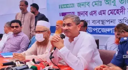 পানিসম্পদমন্ত্রী এ্যানি।