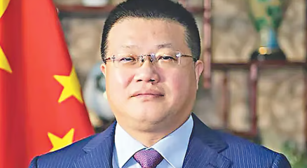 ঢাকায় নিযুক্ত চীনের রাষ্ট্রদূত ইয়াও ওয়েন। ফাইল ছবি