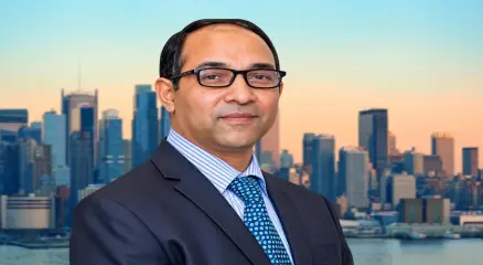 নিউইয়র্কের কার্ডিওলজিস্ট ডা. মঞ্জুর মোর্শেদ টানা চতুর্থবারের মতো ক্যাসল কনলি টপ ডাক্তারের স্বীকৃতি পেলেন। ছবি: সংগৃহীত