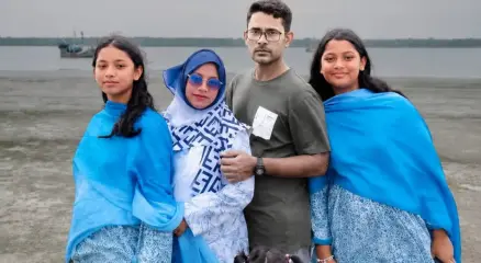 হাওরে ডুবন্ত মেয়েকে বাঁচাতে গিয়ে প্রাণ হারালেন ফিজিওথেরাপিস্ট বাবা