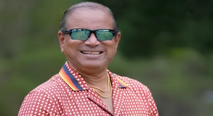 ইতালির রোমে একদল যুবকের হাতে রাস্তায় শারীরিকভাবে লাঞ্ছিত হলেন কনটেন্ট ক্রিয়েটর বনি আমিন। ছবি: সংগৃহীত