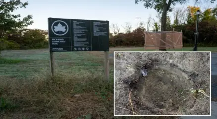 কুইন্সের ফার রকওয়ে এলাকার একটি পার্কে মাটিচাপা অবস্থায় নারীর মরদেহ উদ্ধারের পর মৃত্যুর কারণ জানতে ময়নাতদন্তের উদ্যোগ নেওয়া হয়েছে। গ্রাফিক্স: আমেরিকা বাংলা