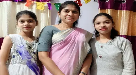 মহারাষ্ট্রে বন্যার পানির স্রোতে গাড়ি নদীতে ভেসে গিয়ে একই পরিবারের তিনজনের মৃত্যু। ছবি: সংগৃহীত