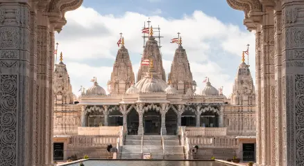 যুক্তরাষ্ট্রের ইলিনয়ে হিন্দু মন্দিরে