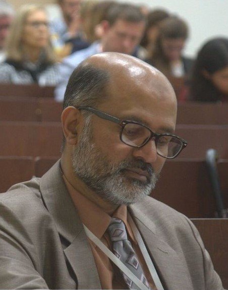 ড. মাহরুফ চৌধুরী