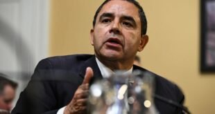 ‘অবিশ্বস্ততা!’—ক্ষমাপ্রাপ্ত ডেমোক্র্যাটকে আক্রমণ করলেন ট্রাম্প